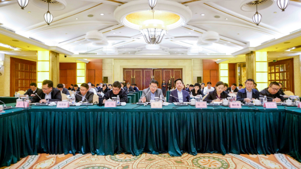 奋力冲刺2019年 起劲备战2020年 玩彩网集团召开2019年三季度运营剖析暨事情推进聚会