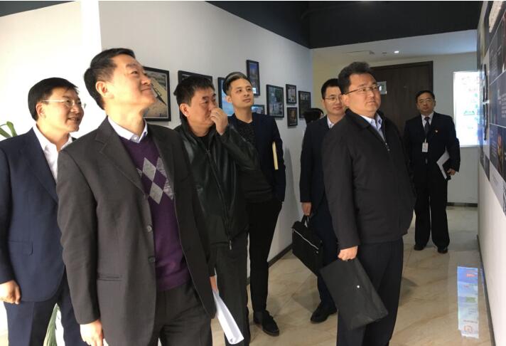 集团党委书记、董事长任丁率队调研玩彩网商贸事情