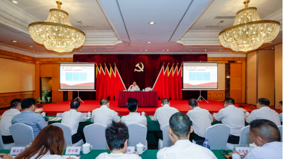 玩彩网集团任丁书记带动教学“不忘初心、切记使命”主题教育专题党课