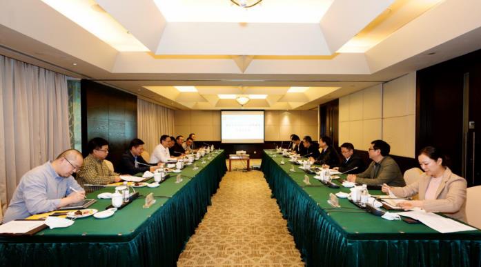 集团党委书记、董事长任丁会见重庆玩彩网集团董事长乔昌志一行