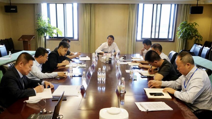 加速进度狠抓质量，，，，打造精品旅馆项目