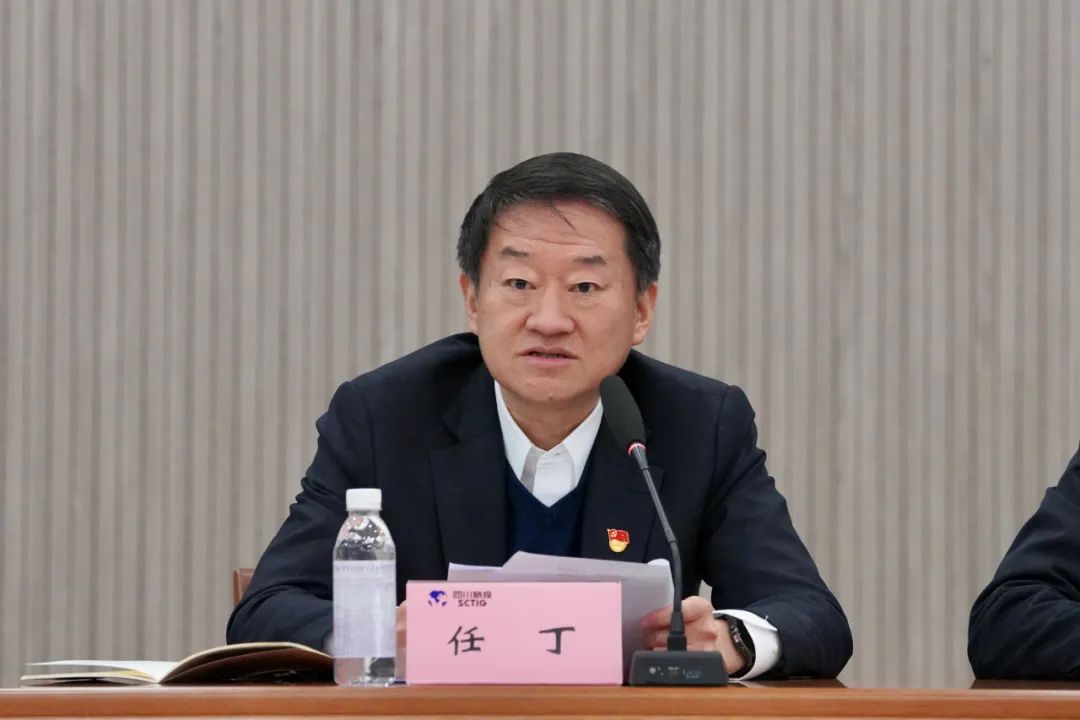 0d4d8358-175d-47b5-8c81-8b7201ea744e