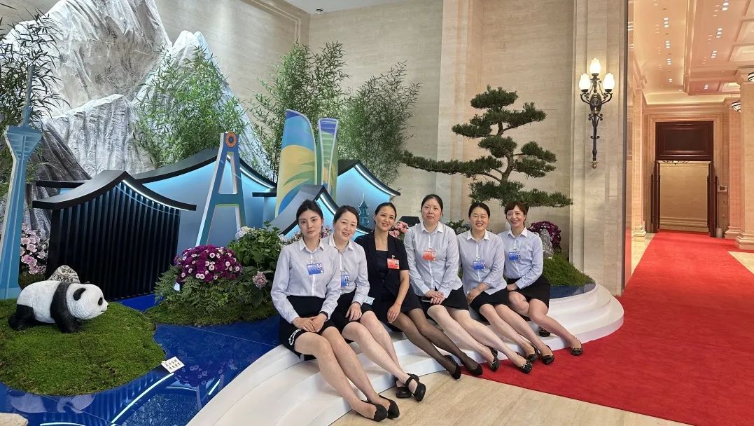 e8f09202-f599-477a-b1e8-fd30f1692708