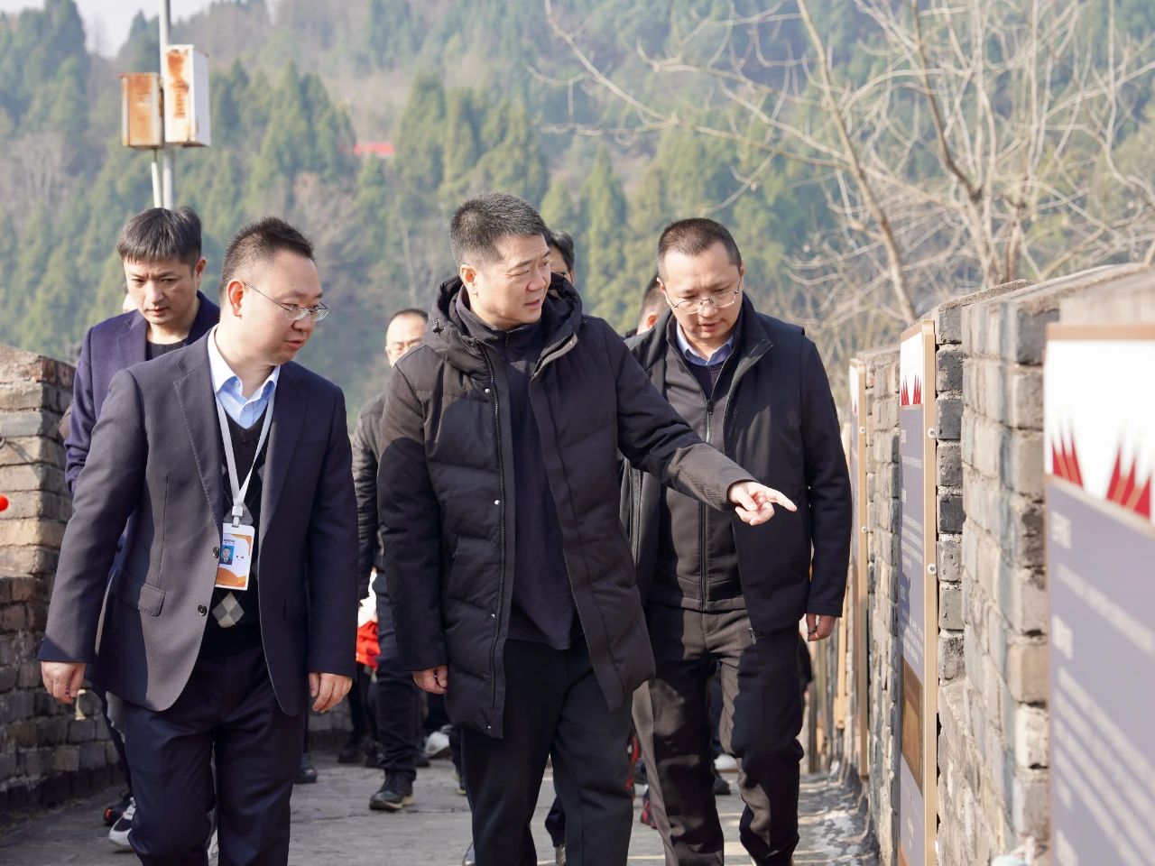 省玩彩网集团党委书记、董事长游勇检查督导春节清静生产事情并探望慰问坚守岗位的一线干部员工