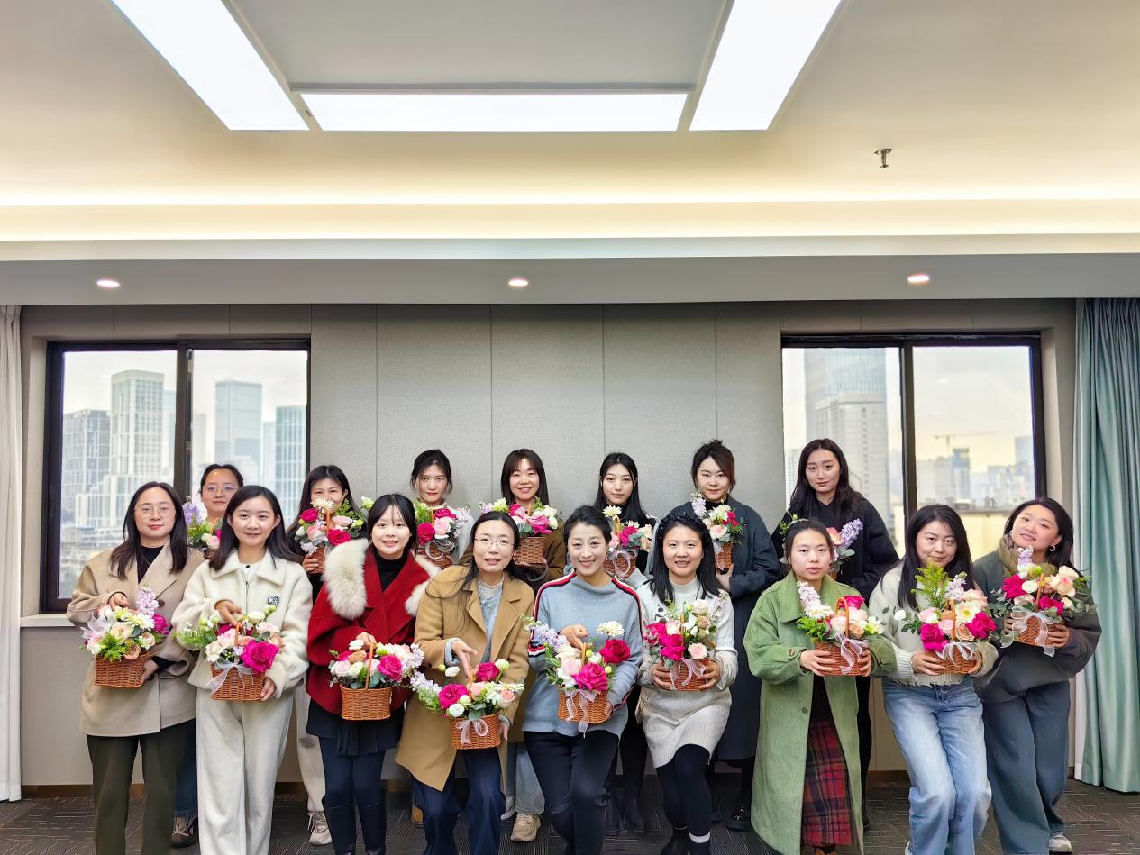 97b08bd3-9d71-45ef-9f18-5bbfe973a232