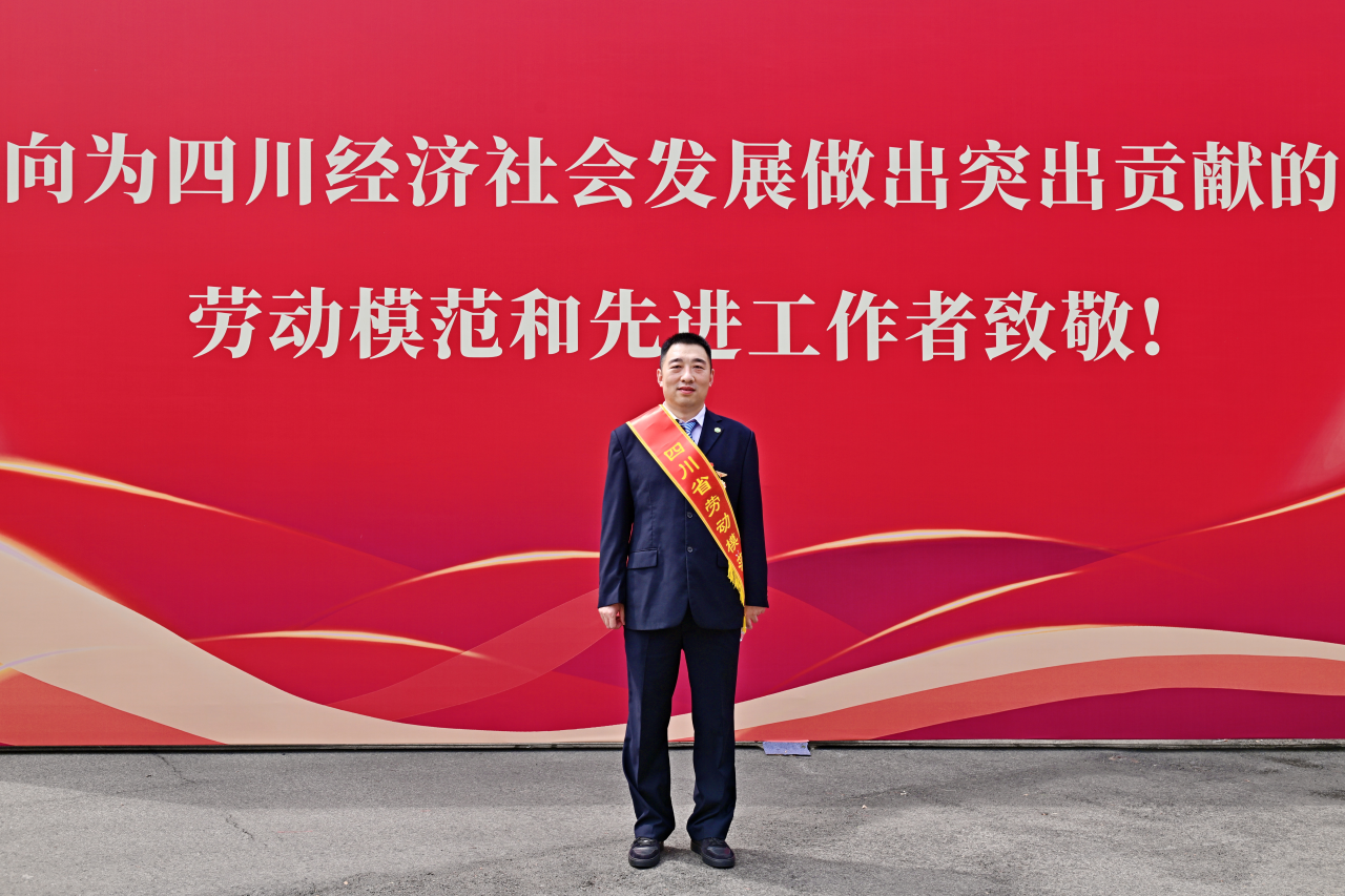 f6f8795e-cbea-411d-99d8-f8f675b89e62